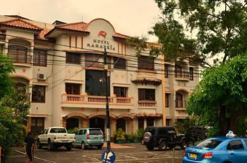 Mahadria Hotel Serang Bagian luar foto