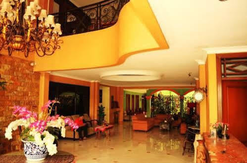 Mahadria Hotel Serang Bagian luar foto