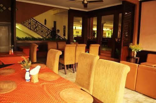 Mahadria Hotel Serang Bagian luar foto